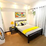 Elegant 2Br Flat In Qc With Netflix And Parking!!