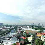 Elegant 2Br Flat In Qc With Netflix And Parking!!