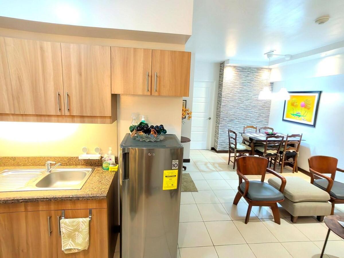 Apartment Elegant 2br Flat In Qc With Netflix And Parking!! *