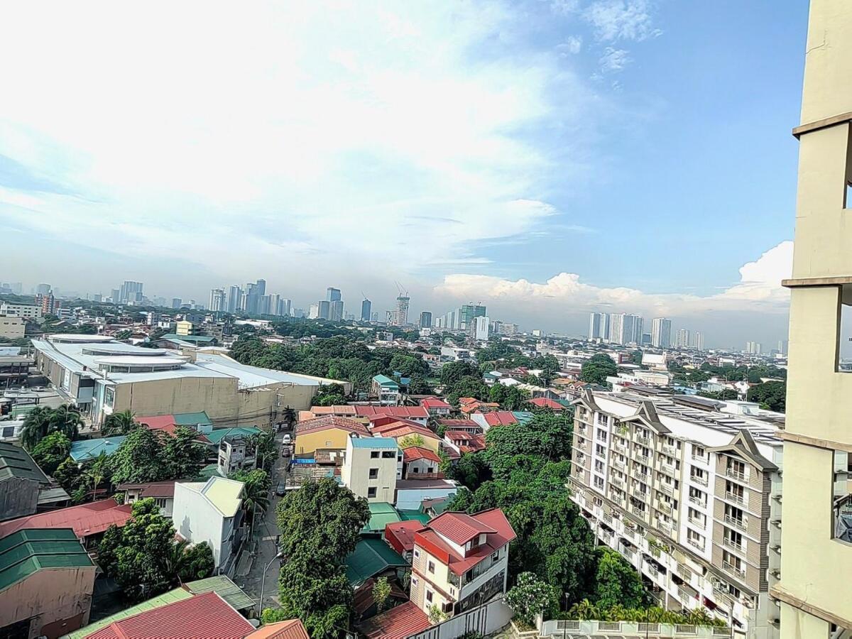 Apartment Elegant 2br Flat In Qc With Netflix And Parking!! *