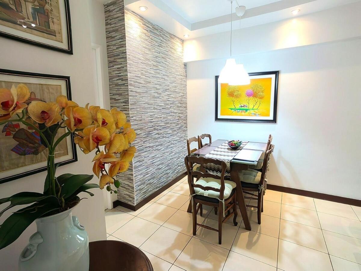 Elegant 2br Flat In Qc With Netflix And Parking!! Apartment *